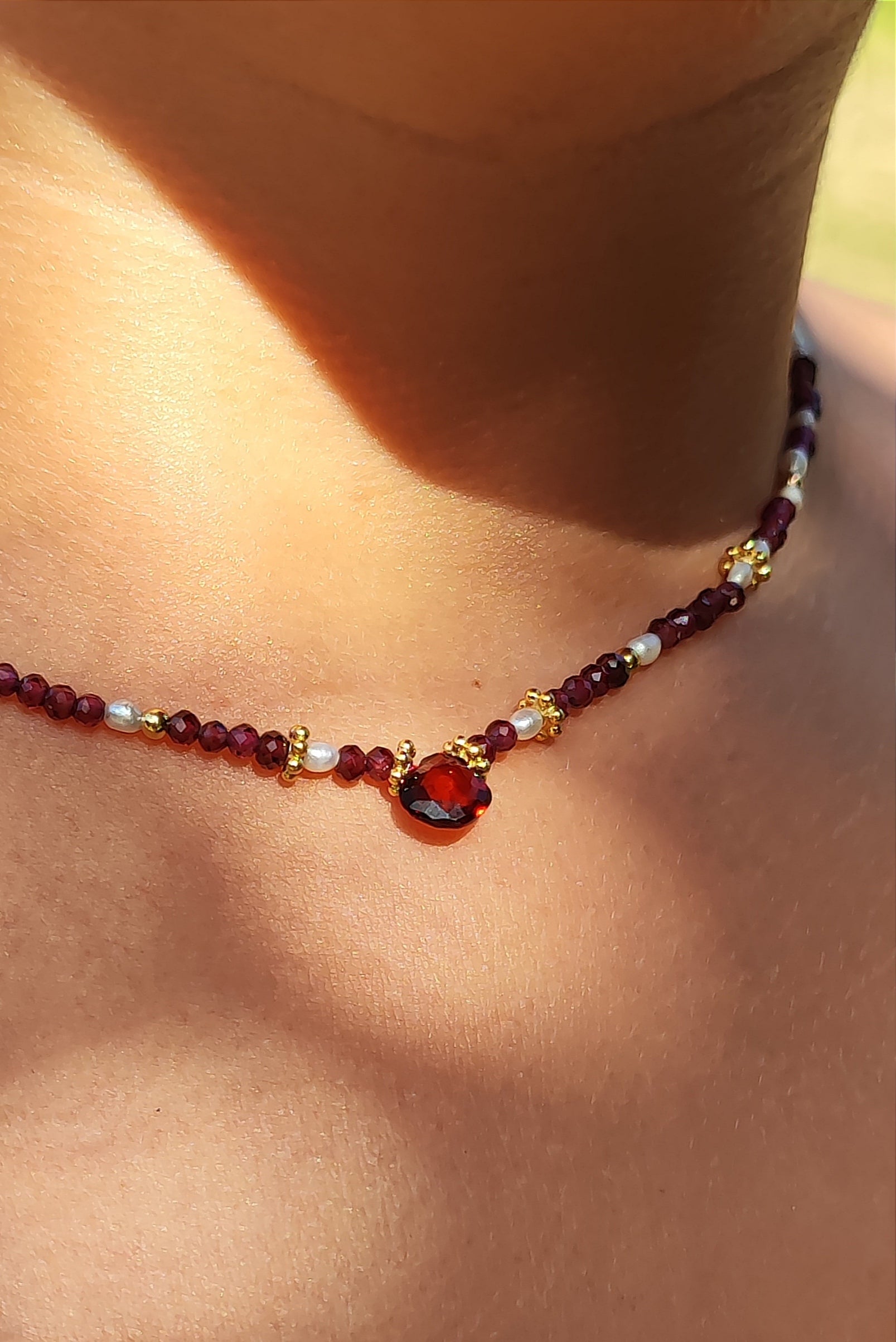 Collier Ancien Grenat France 43 Cm Métal Doré Plaqué Or - Bijou Historique Femme