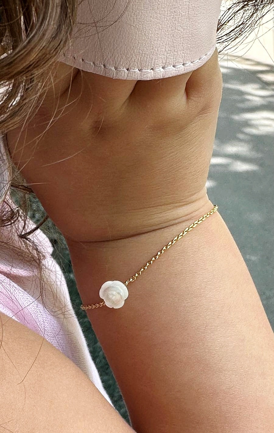 Bracelet Rose nacre blanche